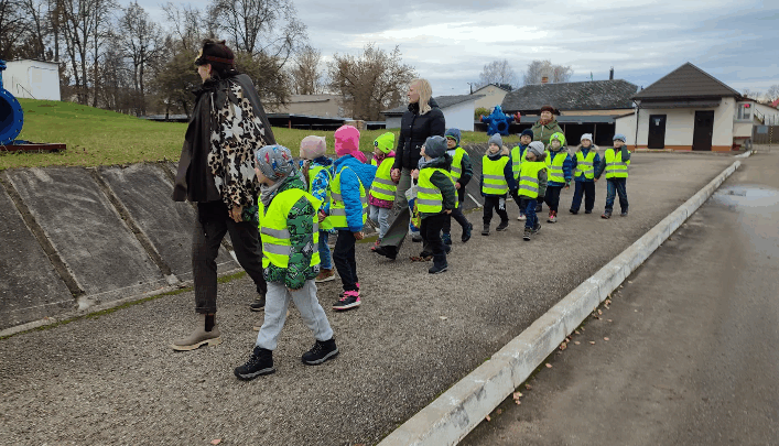 ĀRA IZGLĪTĪBAS DIENA GRUPĀ “PASACIŅA”