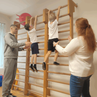 STIPRS KĀ LĀCPLĒSIS! 1